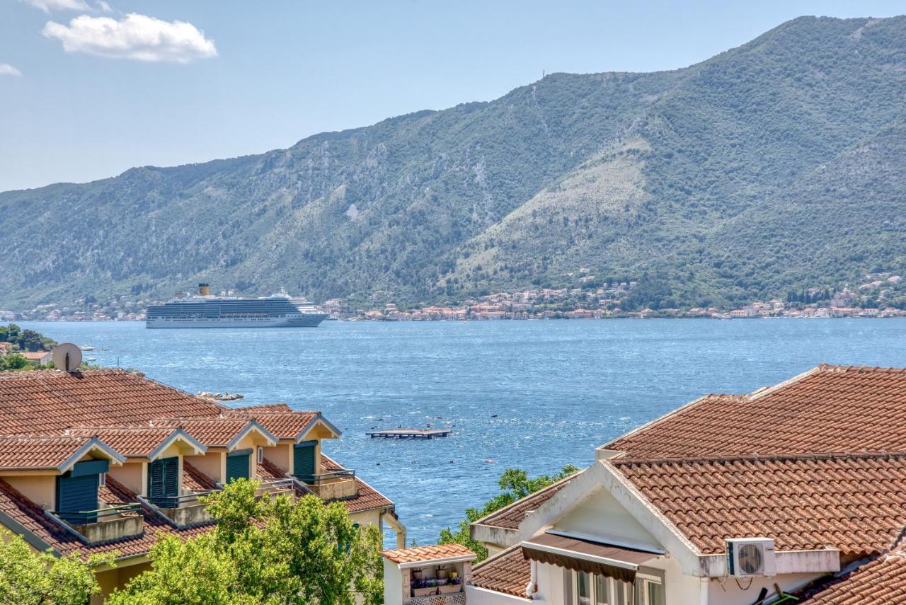 Apartment Elegant Kotor Exterior photo